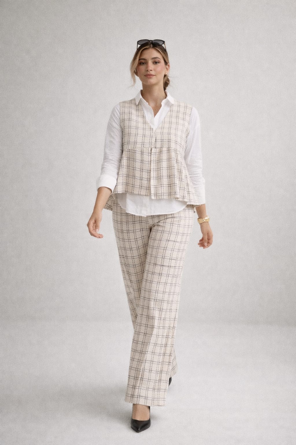 Confidence Set - Off White